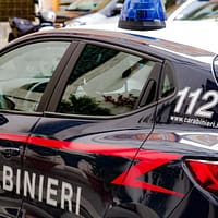 O româncă a fost sechestrată și violată timp de o lună, după ce a răspuns unui anunț de angajare ca badantă în Italia