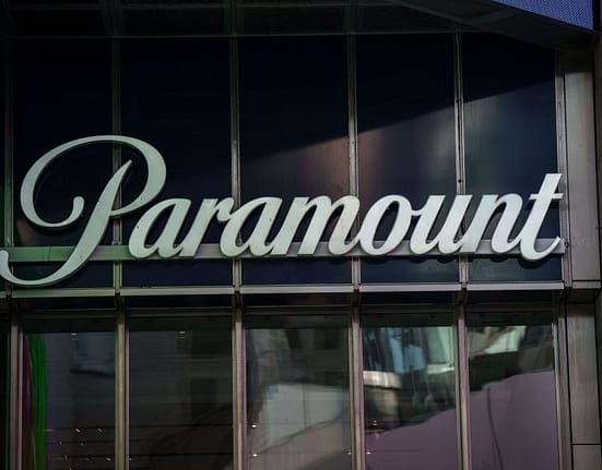 Paramount atacă: ofertă ostilă pentru achiziția Warner Bros. Discovery, în ciuda pactului cu Netflix