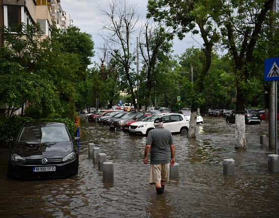 Ministrul Mediului trage „un semnal de alarmă” după furtuna de luni. „Probabil întregul București ar fi fost sub ape”