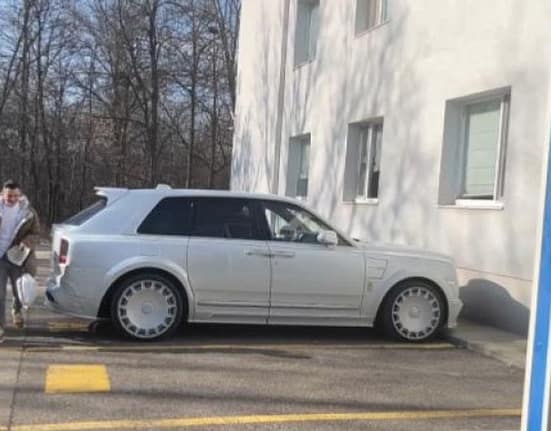Mirel Rădoi îl umilește în parcare pe Mihai Rotaru. Patronul suferă teribil pentru faptul că nu poate concura cu antrenorul