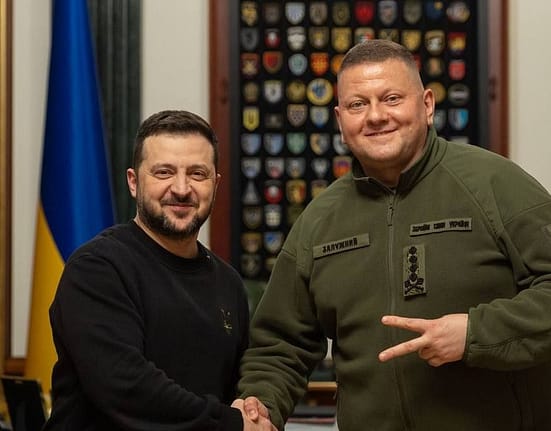 Pe cine ar alege ucrainenii președinte dacă duminică ar fi alegeri. Se conturează și o surpriză