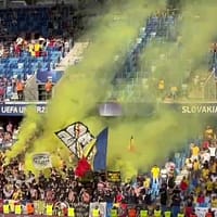 ”Zidul Galben”, la înălțime în Slovacia. Ce au făcut suporterii României la meciul cu Spania