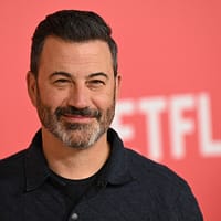VIDEO Ce a spus mai exact Jimmy Kimmel în emisiunea care l-a scos din emisie. Nu doar o remarcă despre moartea lui Kirk, dar și o glumă despre Donald Trump