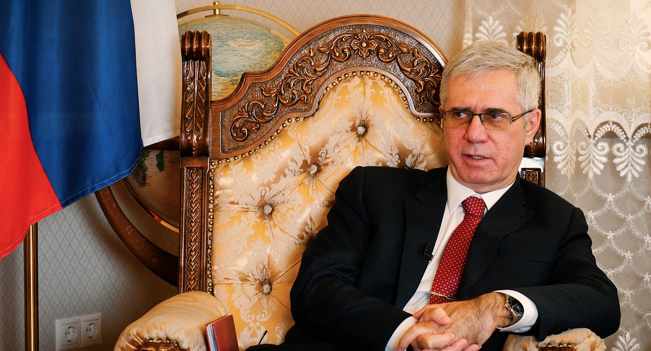 Ce i-a transmis ministra de externe ambasadorul rus, convocat la MAE