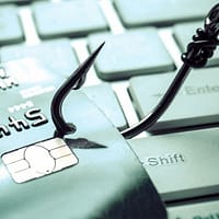Metoda prin care mai multe persoane au fost păcălite pe Internet cu un link de phishing