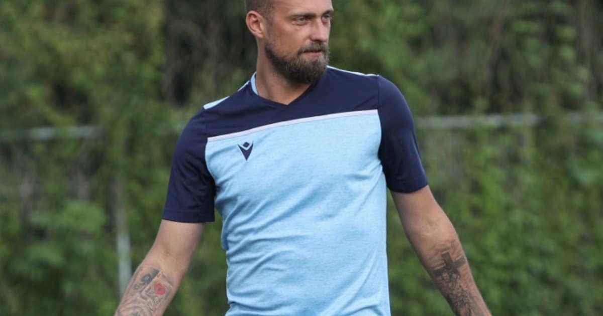 Șpriț de pomină cu Gabi Tamaș. Fostul internaționl și-a lansat propriul vin, iar denumirea brandului i-a făcut pe toți să râdă: „Genial”