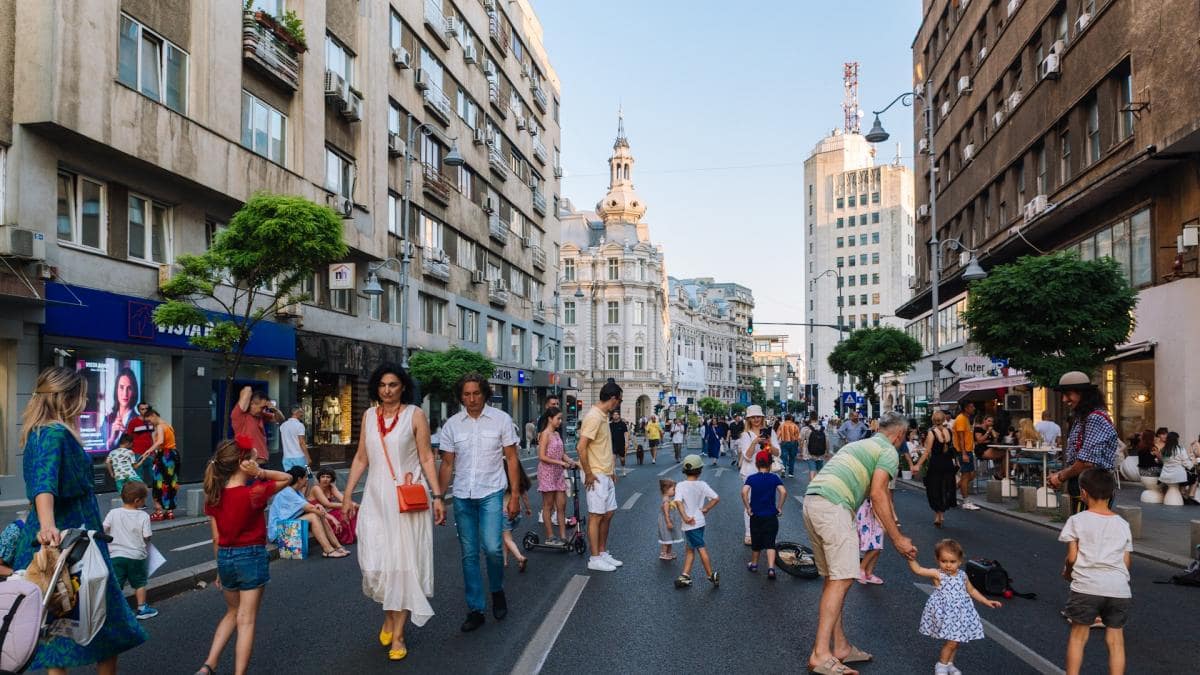 ARCUB continuă parteneriatul cu Raiffeisen Bank România pentru ediția „Străzi Deschise – București” 2025