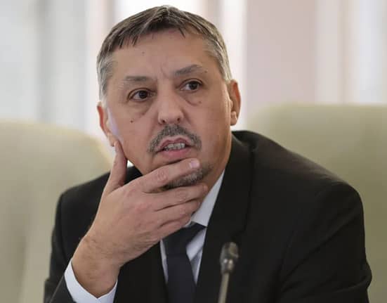 Ministrul educației spune că va veni cu propuneri pentru ca școala să implice mai mult părinții în procesul educațional