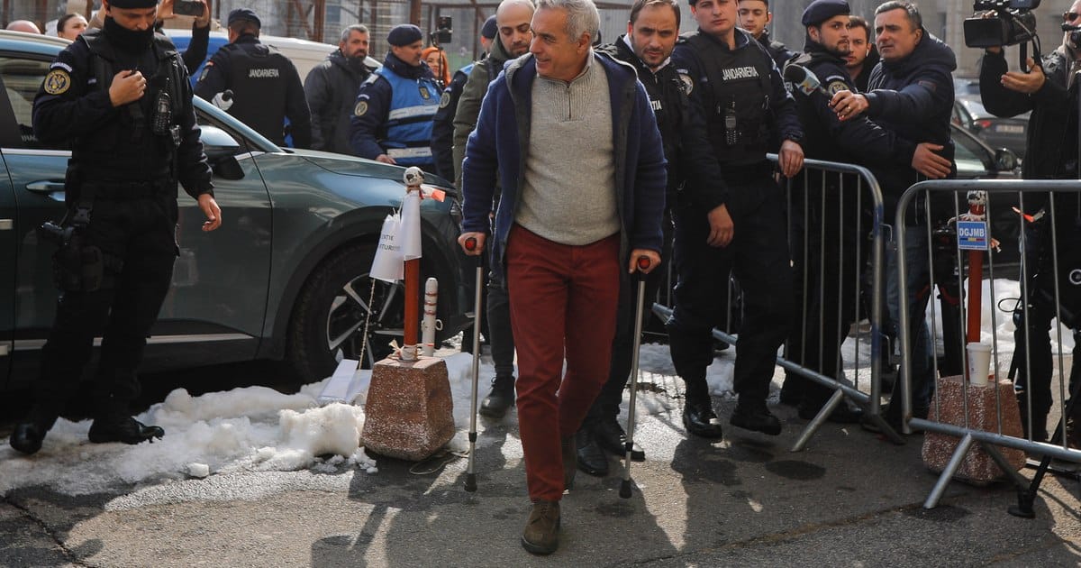 Călin Georgescu, acuzat că a aderat la o organizaţie neolegionară. Ce dovezi au procurorii la dosar