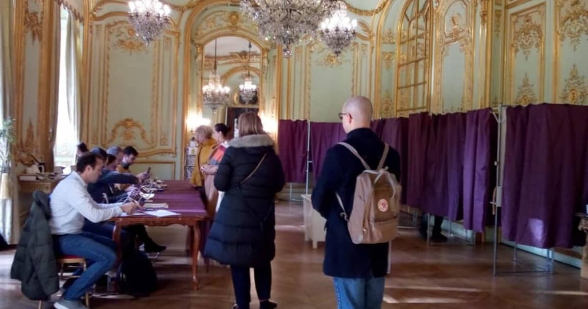 Cum a evoluat apetența românilor pentru vot în 35 ani de democrație. În 2025, cel mai mare număr de secții în diaspora