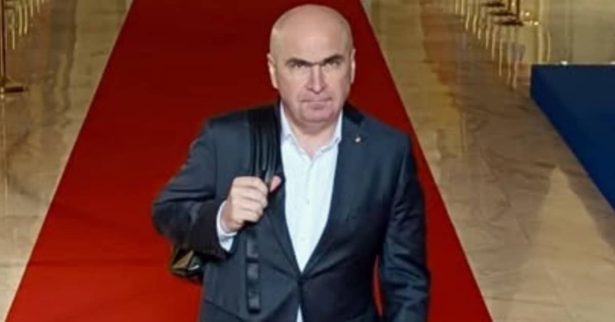 Postarea lui Bolojan care a strâns mii de comentarii și aprecieri „Fiți blând cu omul de rând, atât cât se va putea!”