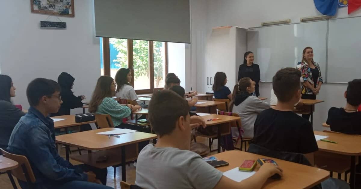 Cum văd elevii reformarea sistemului de Educație: „Vrem manuale atractive, profesori implicați și libertatea de a ne alege viitorul”