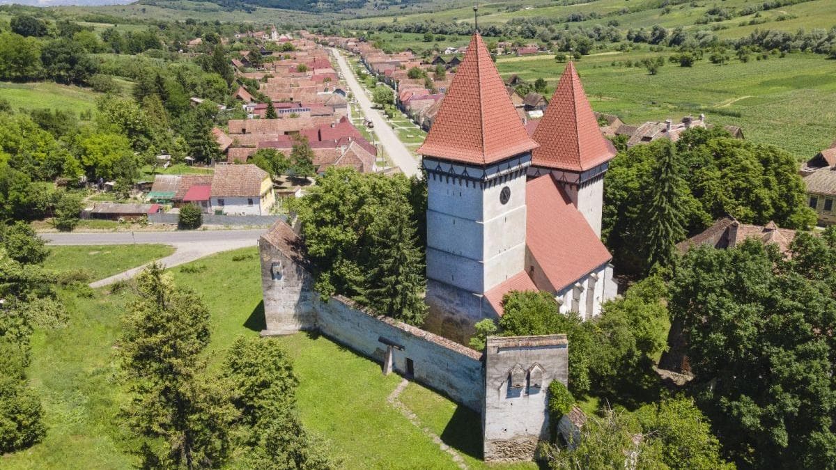 România NU reușește să devină o țară turistică. A rămas mult în urma Bulgariei și Albaniei