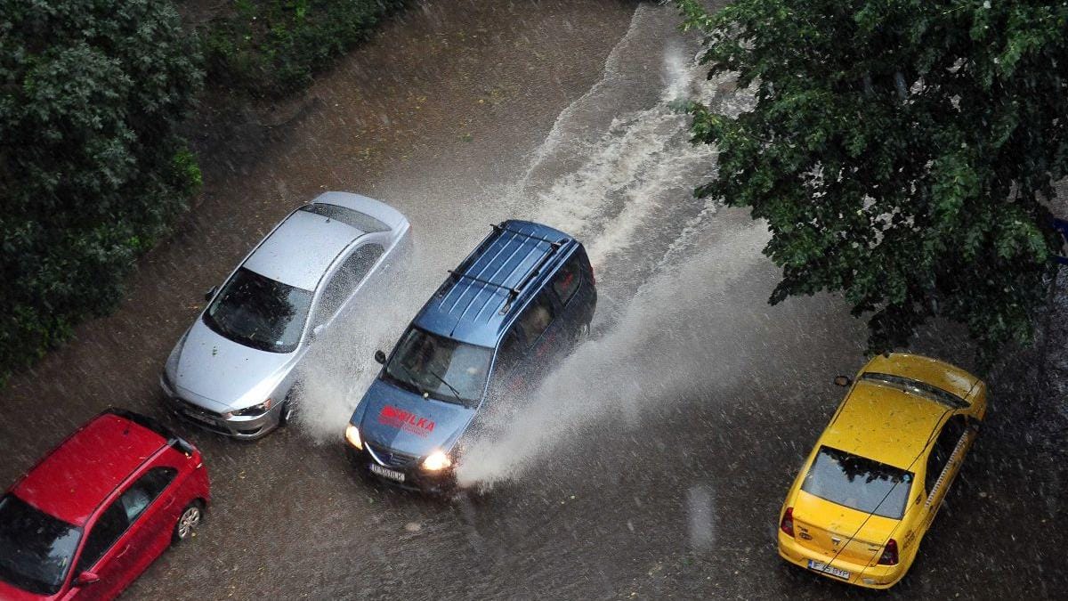 Alertă meteo imediată de vreme severă! Ploi torențiale, descărcări electrice și grindină. Iată lista localităților afectate