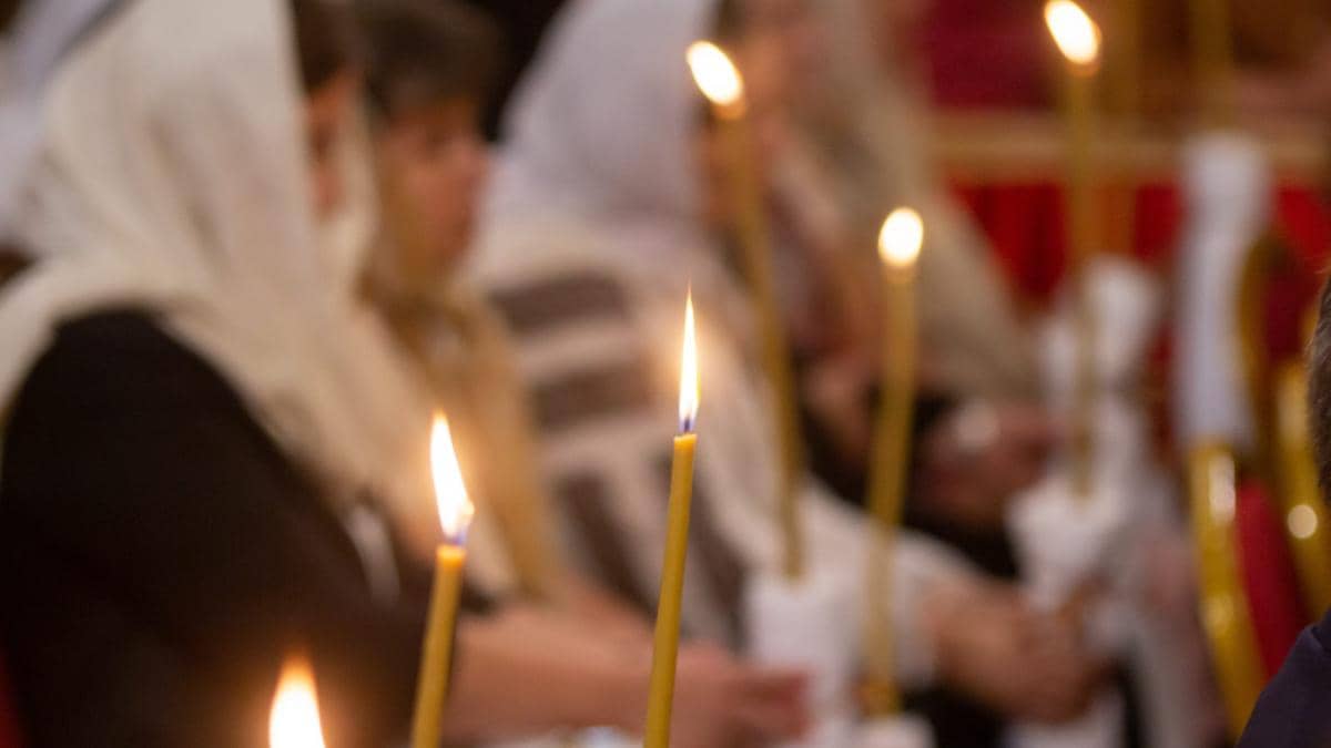 Biserica Ortodoxă cheamă la rugăciune împotriva incendiilor de vegetație