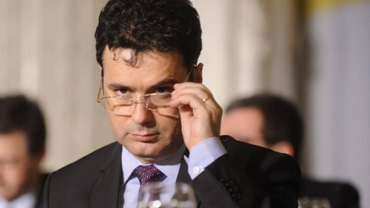 Prima contestație la înregistrarea candidaturii lui Călin Georgescu