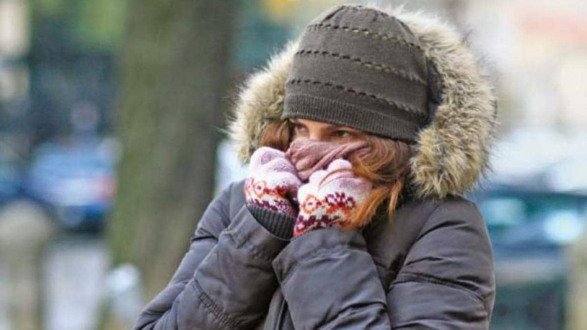 Precipitații, polei, ninsori la munte, vânt și îngheț la sol, până sâmbătă, în toată țara