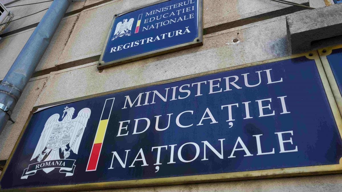Ministerul Educației: Nu scad salariile, e un calcul unitar al sporului de suprasolicitare psihică