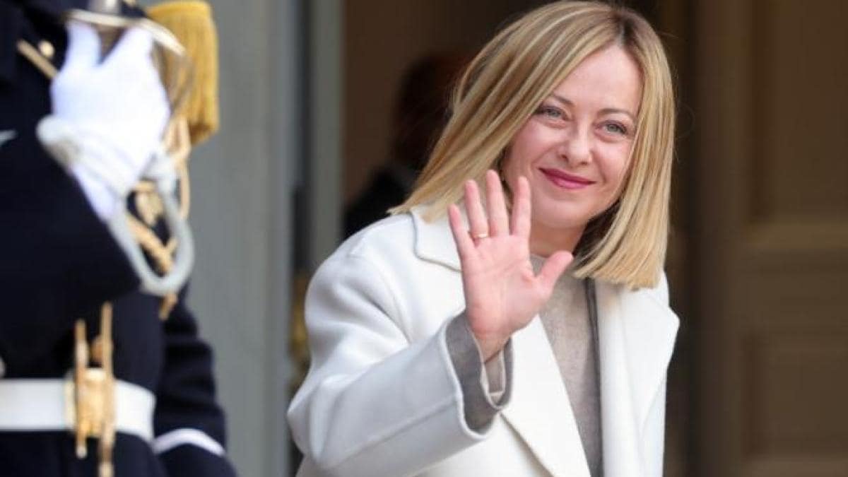 Meloni vinde la licitație cadourile primite de la lideri străini, în valoare de 800.000 de euro. Ce i-a dat Marcel Ciolacu