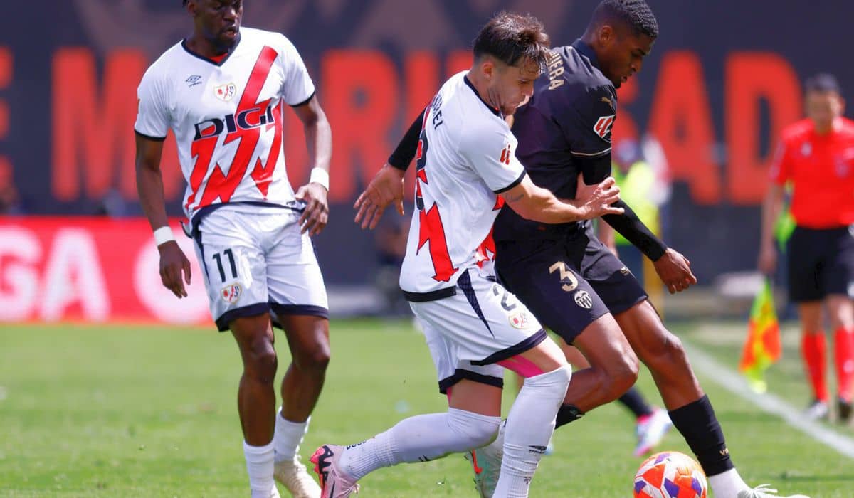 Rayo Vallecano și Andrei Rațiu au prins in extremis Europa! Au stat cu emoții până în ultima clipă