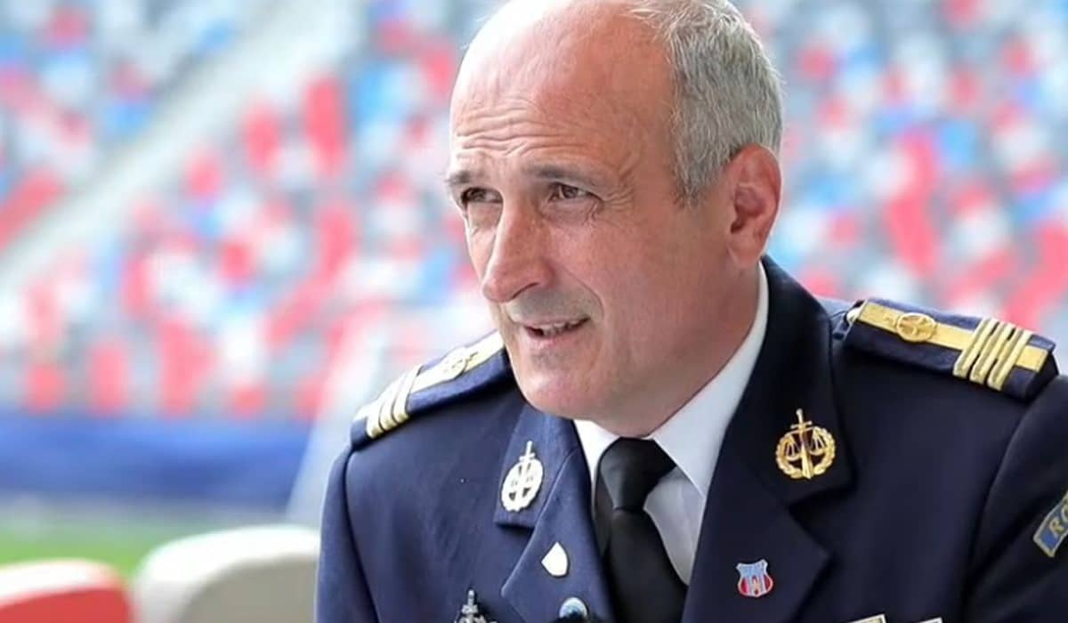 Talpan vs. Grădinescu, dialog încins în direct » „Singura soluție e modificarea Legii Sportului, ca Steaua să evolueze în Liga 1” / „Respirați puţin!”