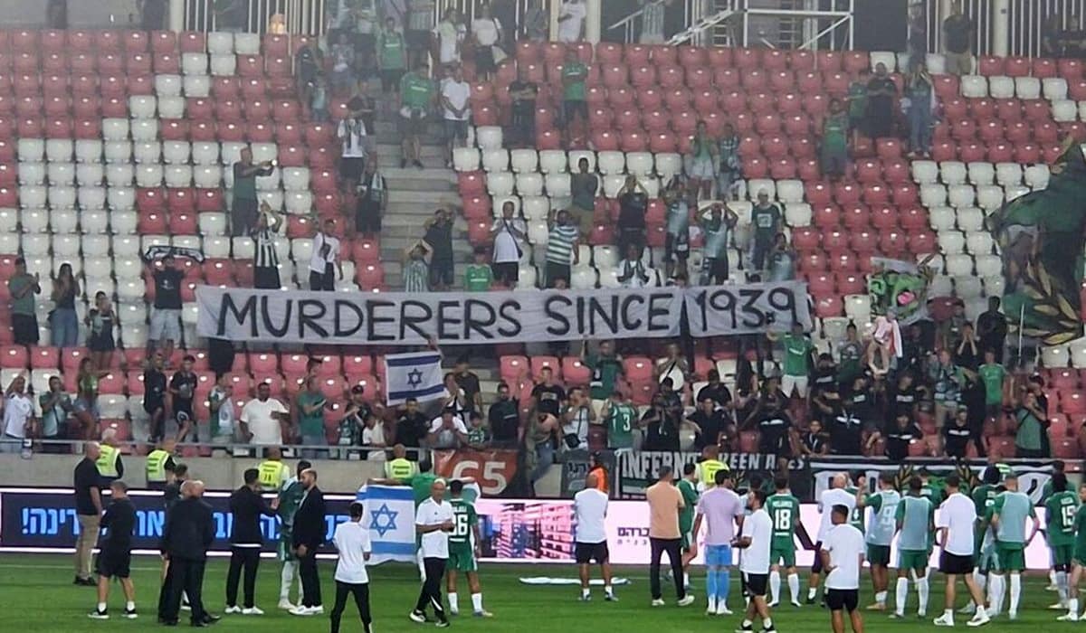 Scandal politic declanșat de un banner afișat la meciul dintre Maccabi Haifa și Rakow: „Criminali din 1939”
