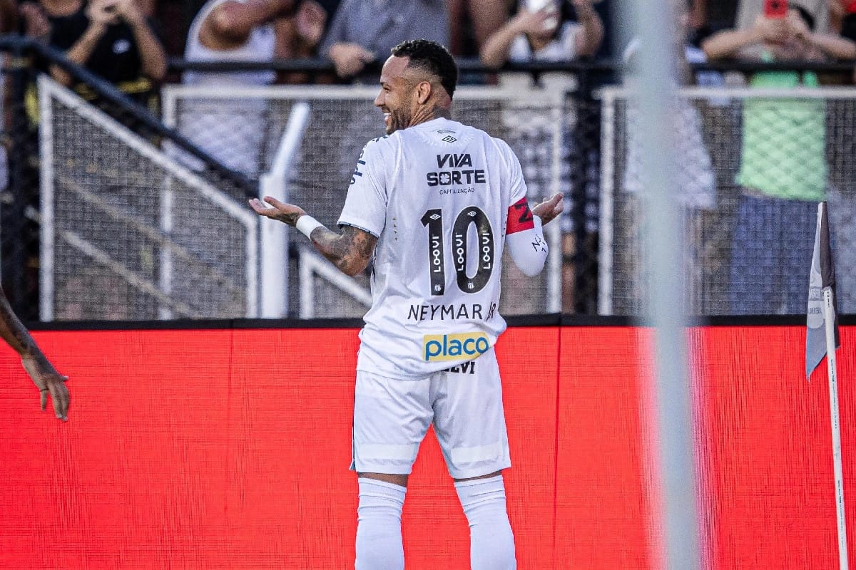 Neymar nu va reveni pe teren mai devreme de luna noiembrie