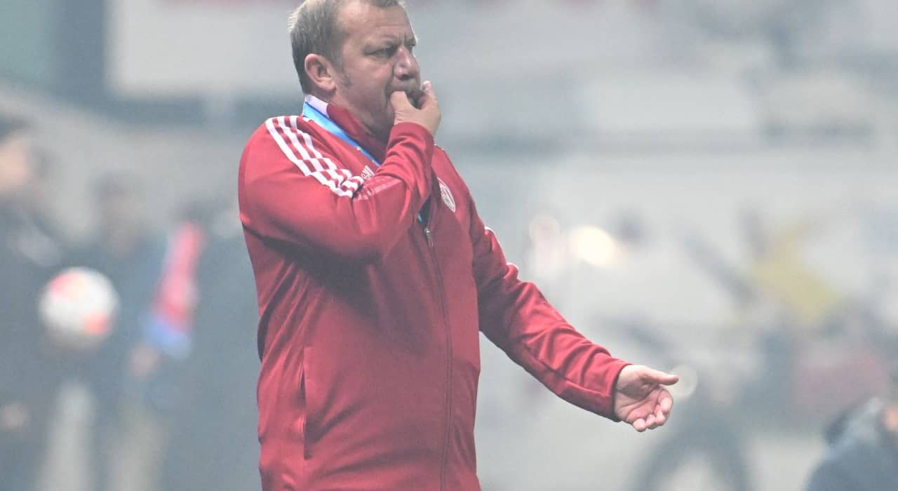 Reacția nervoasă a lui Dorinel Munteanu după „remontada” de la Ploiești: „Jucătorii sunt prea cocoloșiți!”