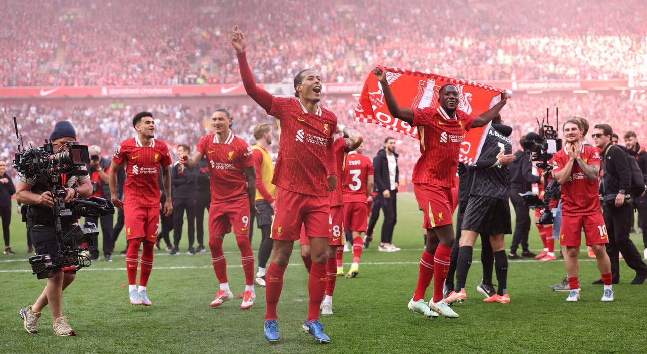 Liverpool, ”regina Angliei”! ”Cormoranii” au devenit matematic campioni după ce au umilit-o pe Tottenham