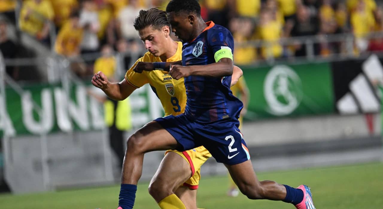 Semnal de alarmă după eșecul cu Olanda: „Ei promovează copiii. La noi, nu-i băga în Liga 1″