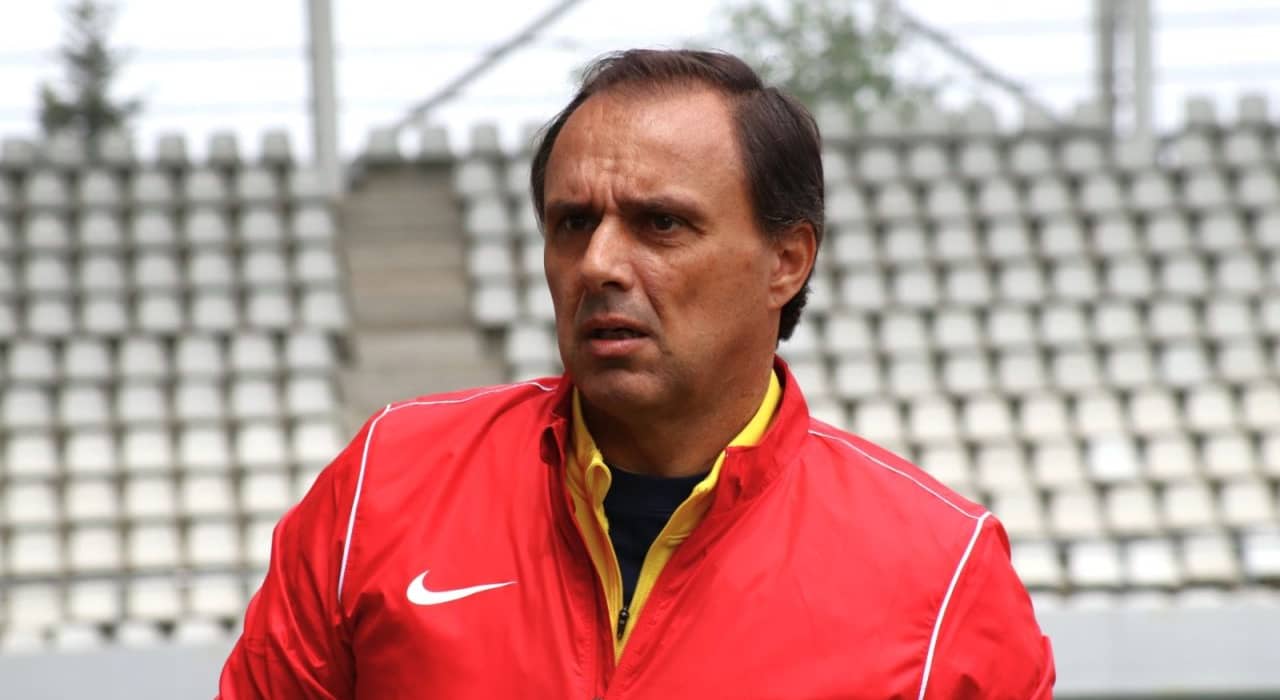 Basarab Panduru lansează o ipoteză după eșecul lui FCSB cu Shkendija: ”Nu legi două pase, de ce? Hai să ne gândim”
