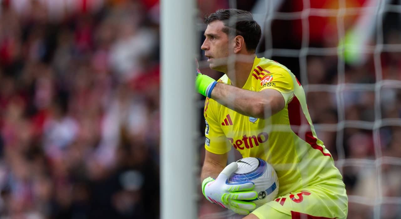 Acord! Transfer pentru Emiliano Martinez în ultima zi de mercato