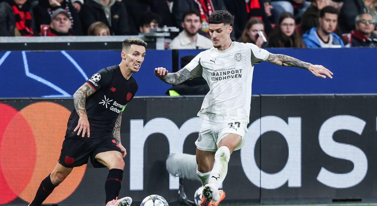 Ce notă a primit Dennis Man pentru 73 de minute în Bayer Leverkusen -1