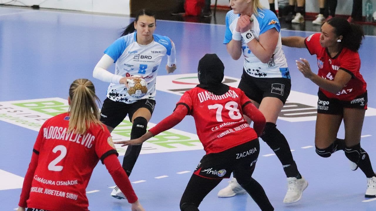 CSM București și CS Rapid, victorii în Liga Florilor