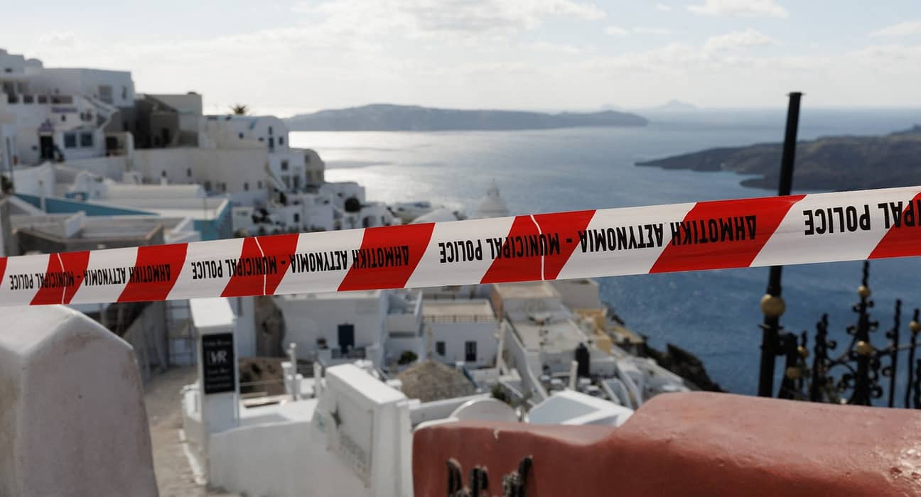 Intensitatea cutremurelor din Santorini se reduce, dar autoritățile mențin toate măsurile preventive