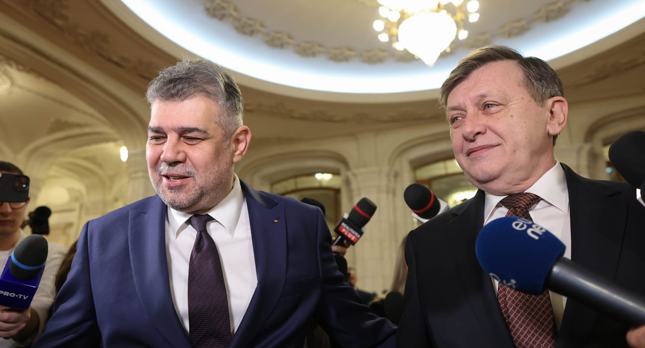 PSD l-a validat pe Crin Antonescu, cu majoritatea voturilor / LIVE. Premieră absolută în istoria PSD: Primul candidat la președinție din afara partidului