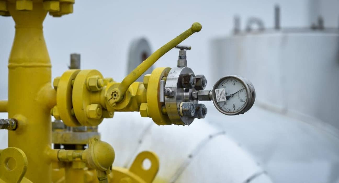 Senatul aprobă continuarea plafonării prețurilor la energie și gaze: Ce modificări aduce noul proiect