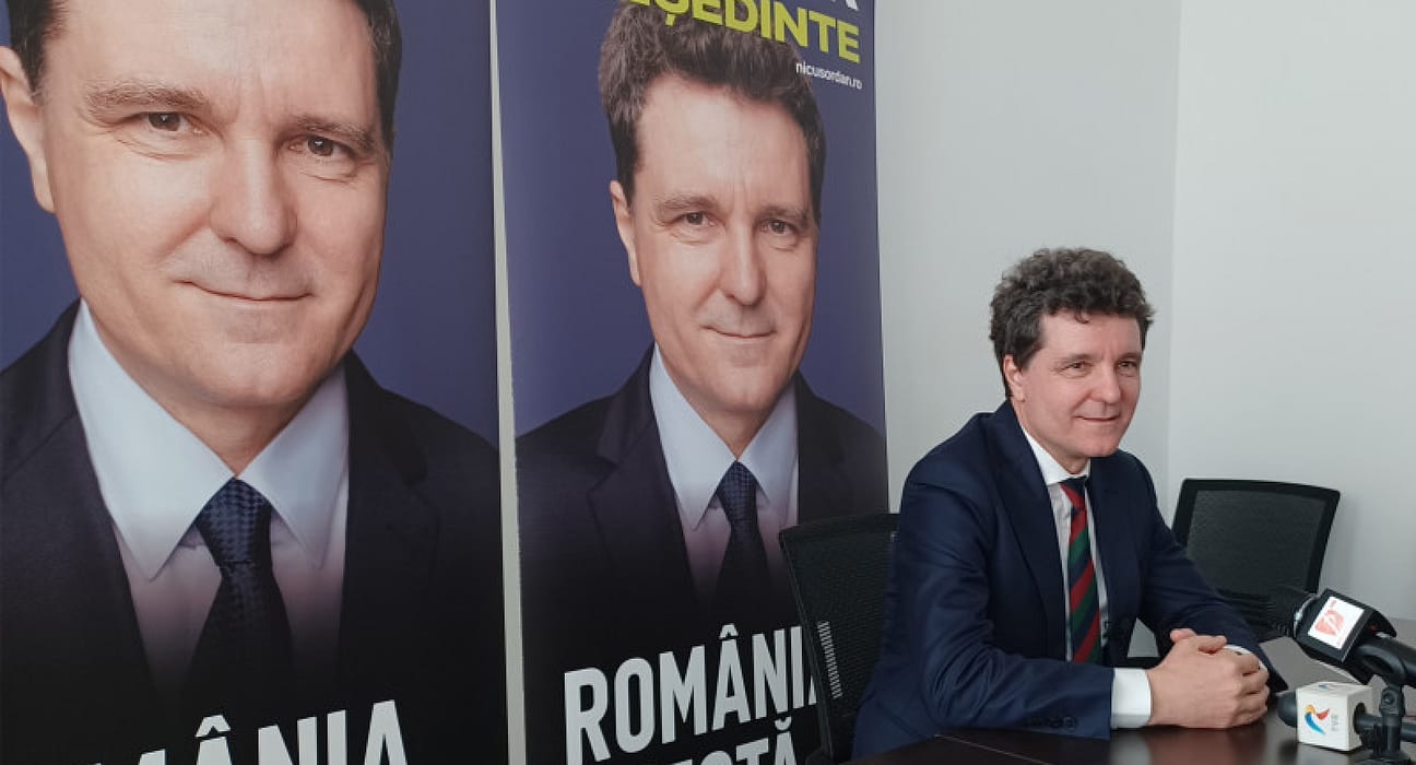 Nicușor Dan urcă vertiginos pe TikTok și îi ia locul lui Călin Georgescu: Milioane de vizualizări și investiții uriașe pentru promovare online