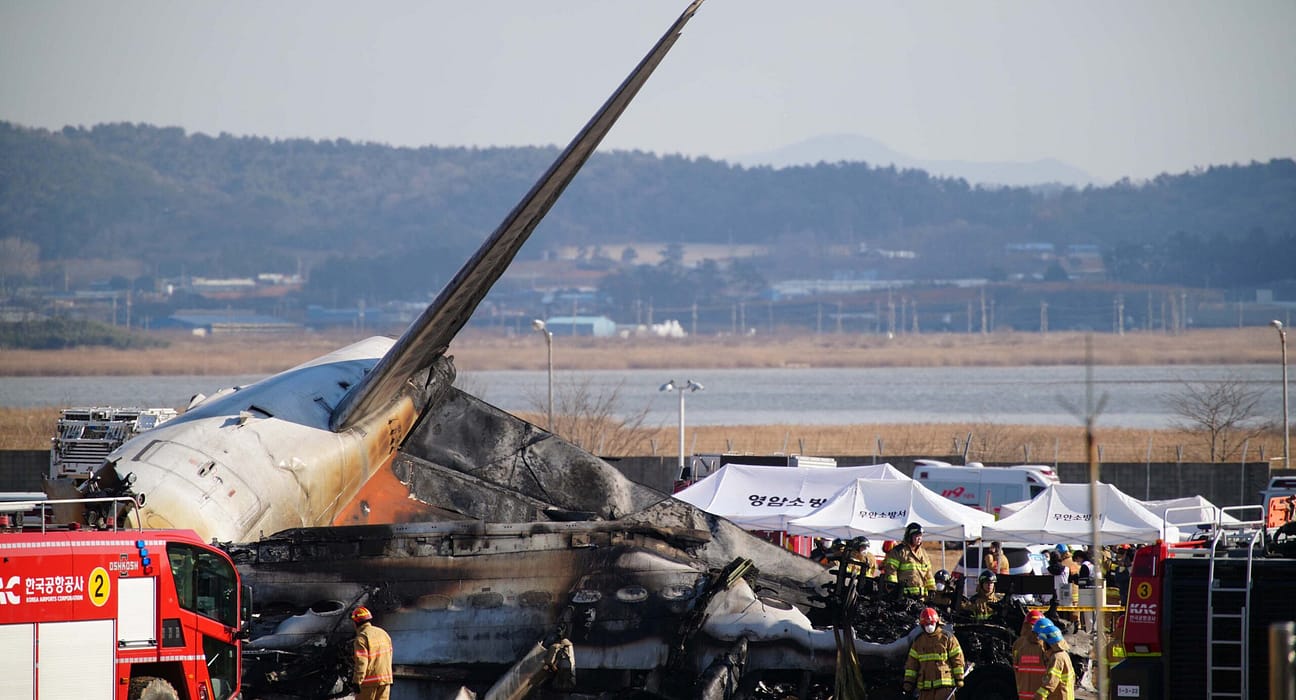 Ce au găsit anchetatorii sud-coreeni în motoarele avionului Jeju Air care s-a prăbușit anul trecut