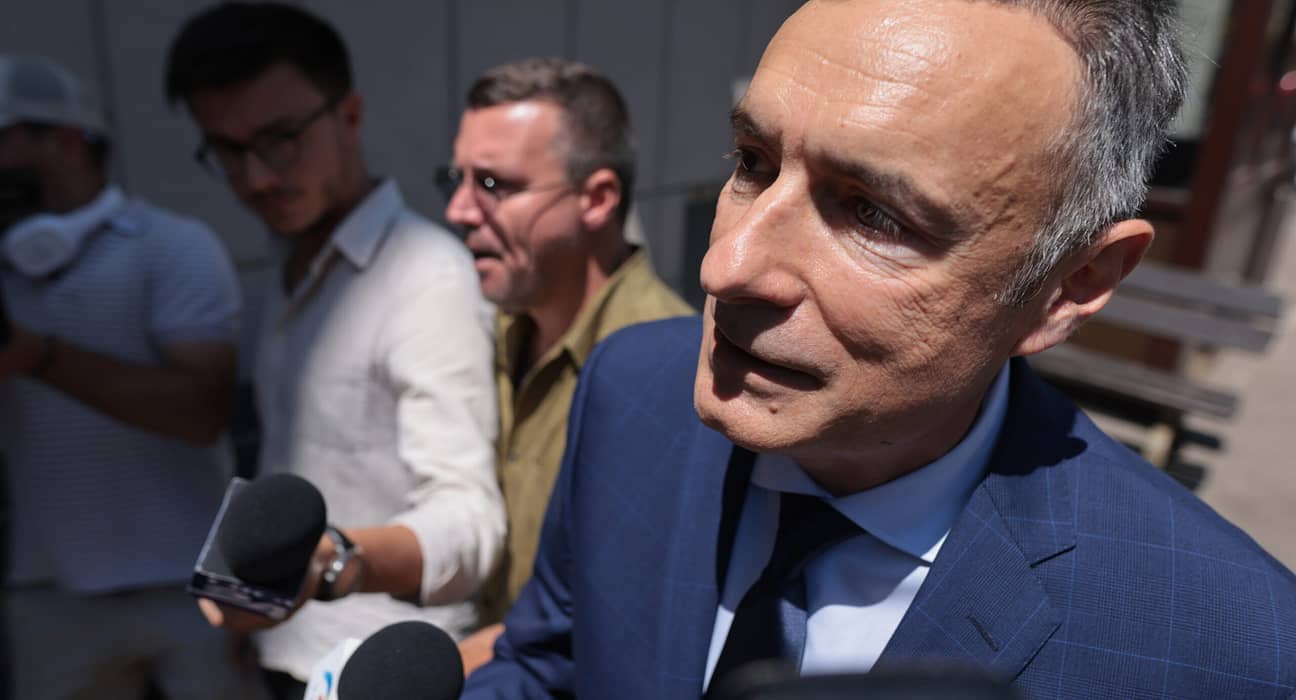 Scandalul fotografiilor – Nicușor Dan despre mandatul lui Coldea la SRI, la întrebarea HotNews: „Nociv pentru societate” / De ce crede asta