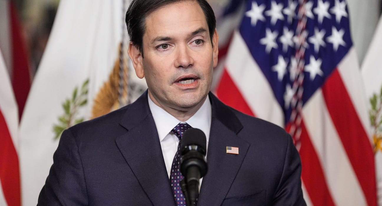 Mark Rubio intervine în favoarea AfD după declararea ca organizație extremistă: „Asta nu este democrație, este tiranie deghizată”
