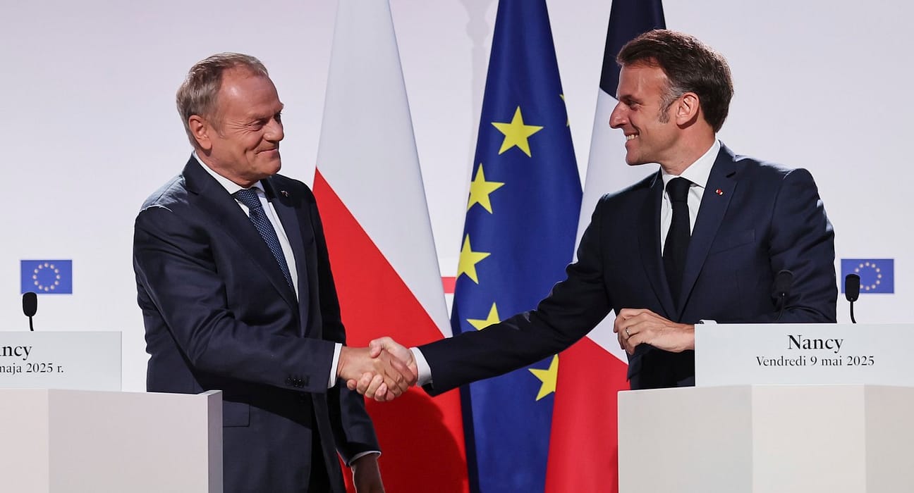 Polonia caută sprijin militar suplimentar față de cel oferit de SUA. Tratat de colaborare aprofundată cu Franța