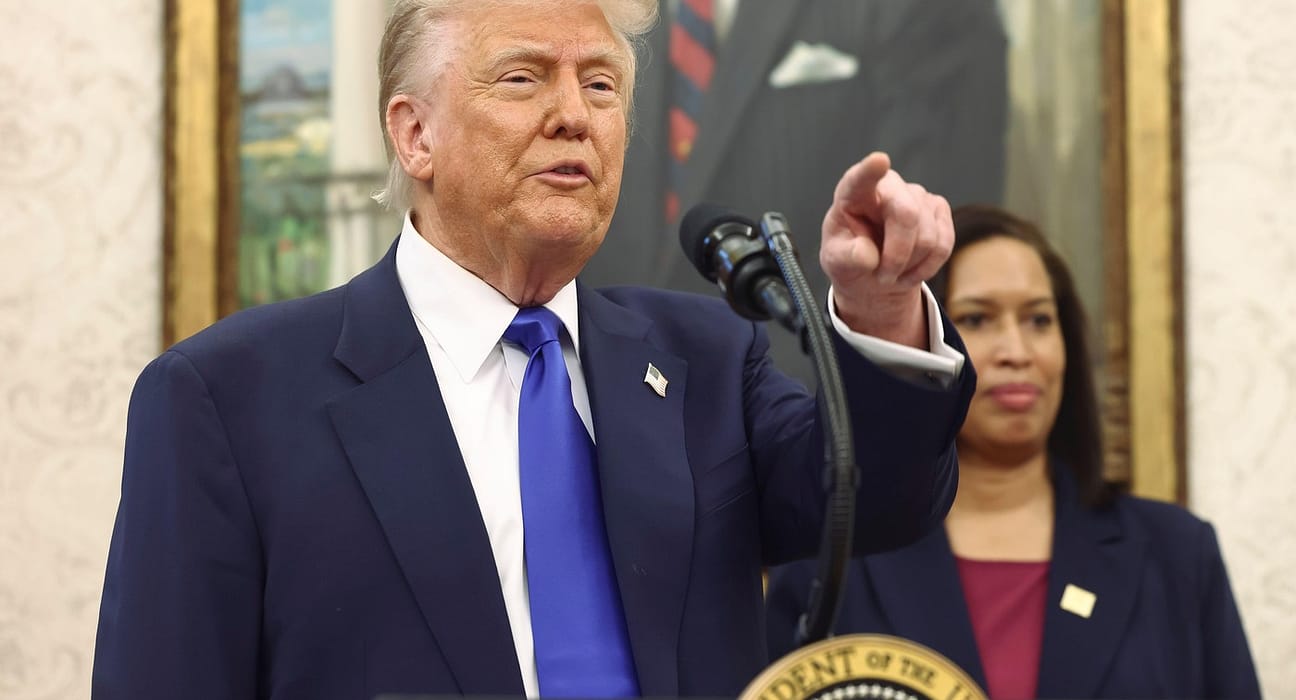 De ce acest plan atât de important pentru Trump nu se va întâmpla probabil niciodată. „Ar putea un președinte care admiră dictatorii să aleagă o metaforă mai bună decât transformarea unui punct turistic într-un gulag?”