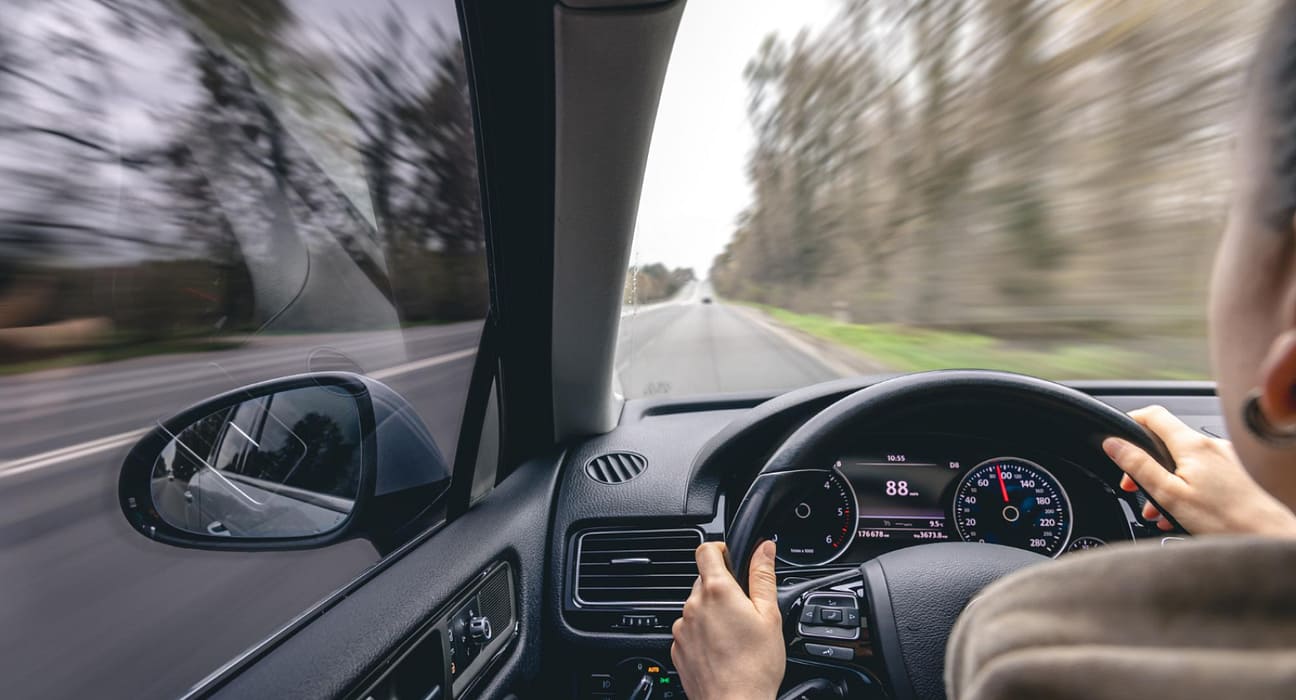 Imaginea din trafic care nu păcăleşte pe nimeni. „E o fază tipică României, e clar”