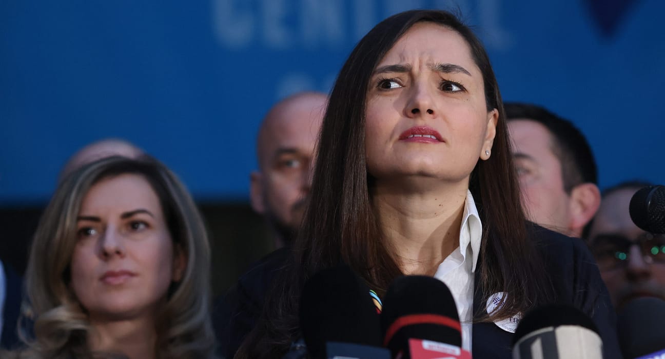 Anamaria Gavrilă acuză partidul condus de Diana Șoșoacă că „face jocurile sistemului, folosindu-se de parlamentari neafiliați”