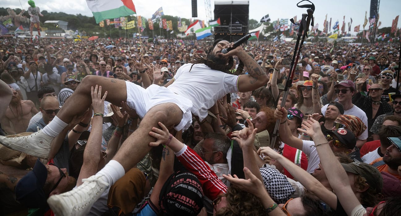 Scandări anti-Israel la Glastonbury: „Moarte pentru IDF” / Replica neașteptată a unui ministru britanic