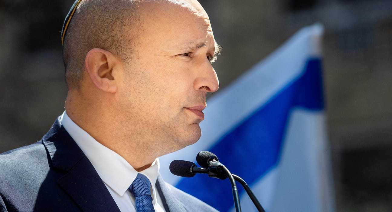 Fostul premier al Israelului, Naftali Bennett, cere plecarea lui Netanyahu: „20 de ani la putere e prea mult”