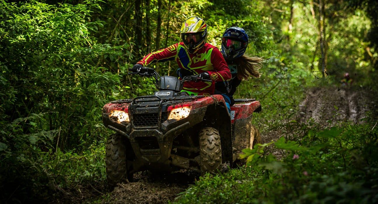 De ce este ATV-ul printre cele mai periculoase vehicule. Riscurile la care te expui când te urci pe „monstruleț“ / video