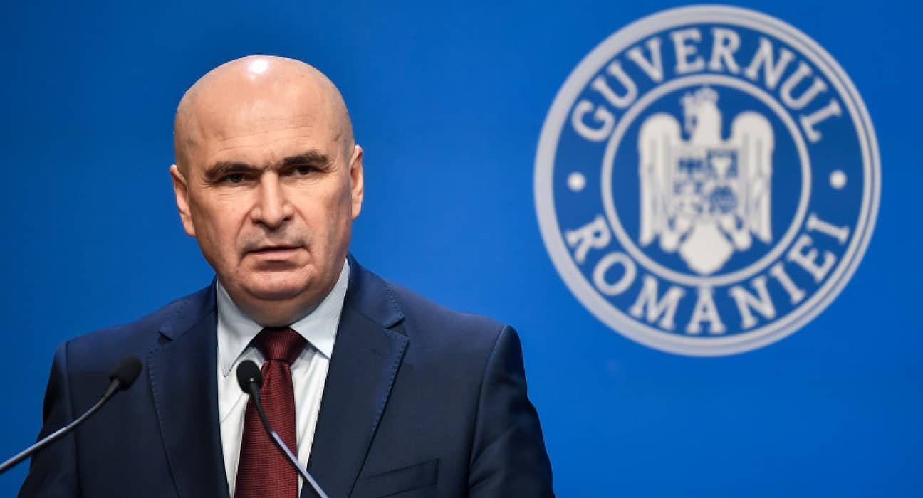 Premierul Bolojan cere revocarea directorului Eximbank, după scandalul care implică vila RA-APPS și chirii de lux