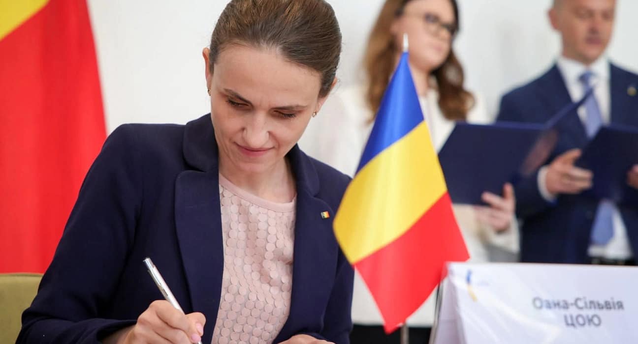 MAE reduce cheltuielile cu 10%, dar nu salariile! Oana Țoiu respinge comasările și explică situația cumulului pensie–salariu